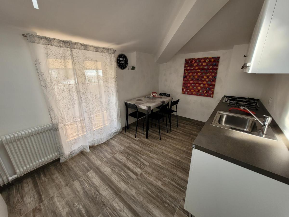 Villa Sonia Apartment & Rooms Lignano Sabbiadoro Exterior foto