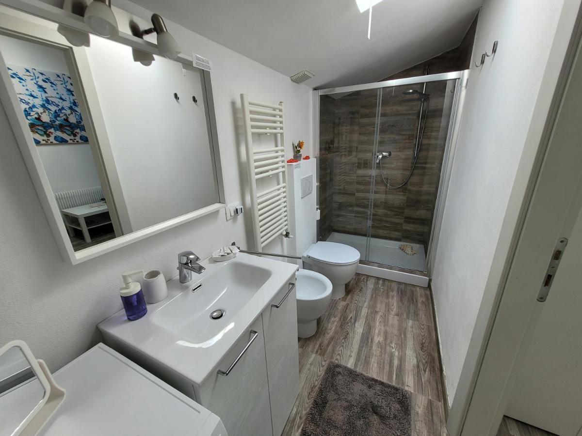 Villa Sonia Apartment & Rooms Lignano Sabbiadoro Exterior foto